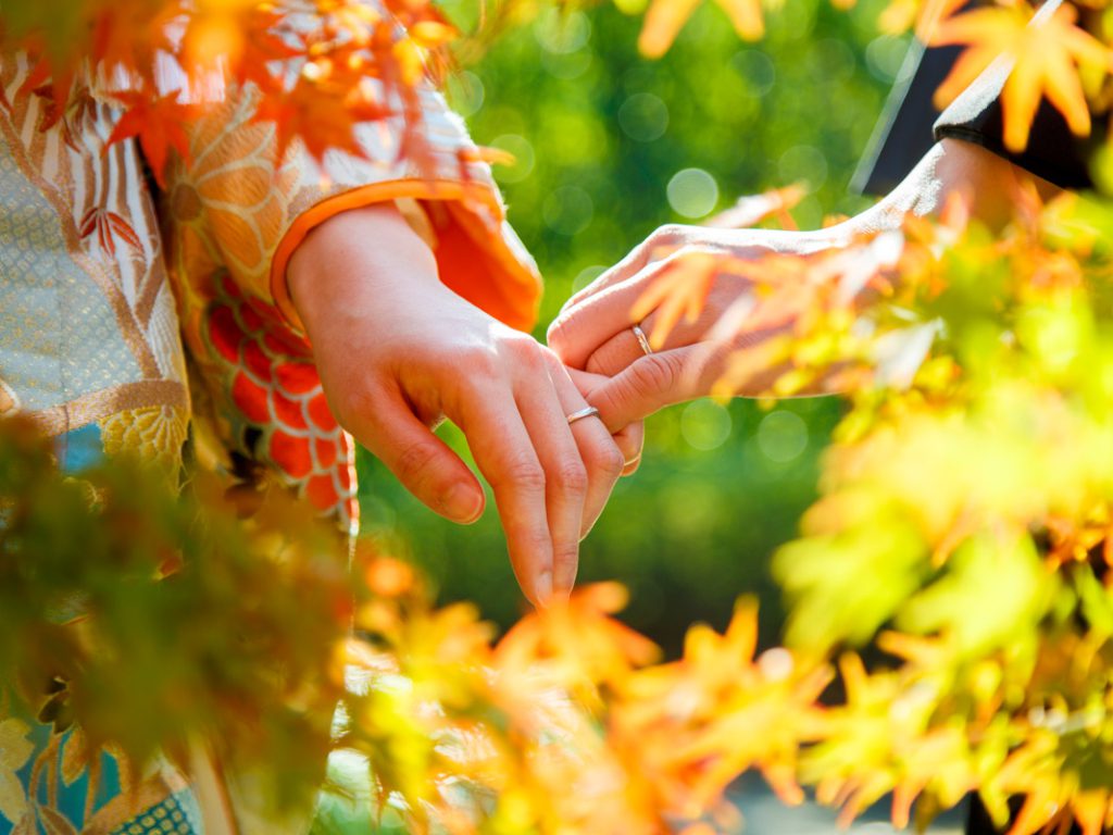 秋の紅葉和装前撮りロケーションフォトウェディング