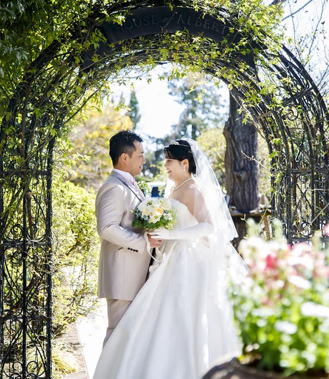 写真だけ結婚式タキシード＆ドレスロケーションフォト