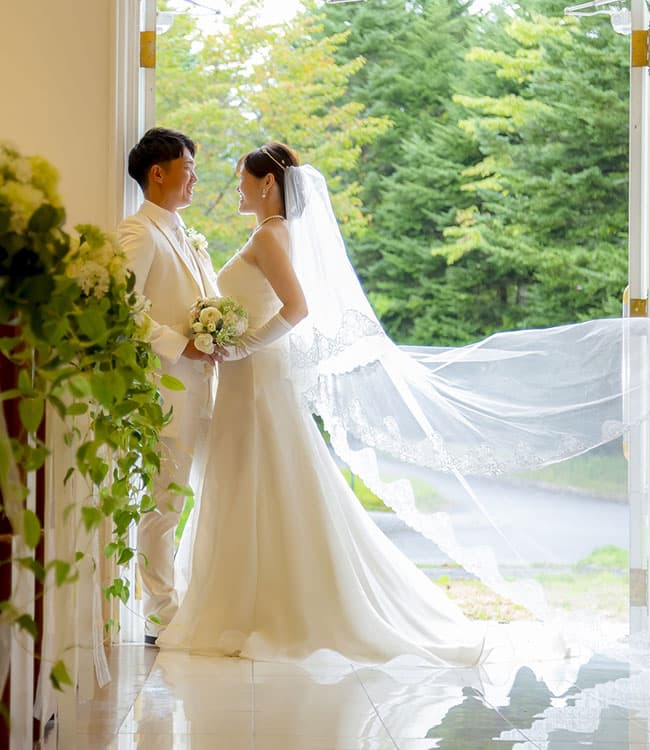 写真だけ結婚式本格チャペルで残す格安ロケーションフォト